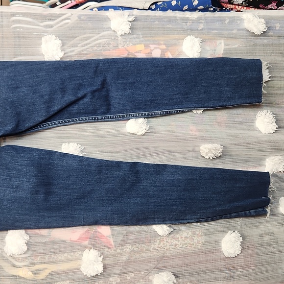 Free People Blue Distressed Button Skinny Jeans Size 26 - Picture 6 of 8
